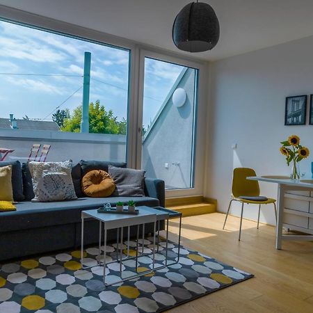 Maureen Lovely 2 Bedroom Unit With Community Pool Wien Exterior foto