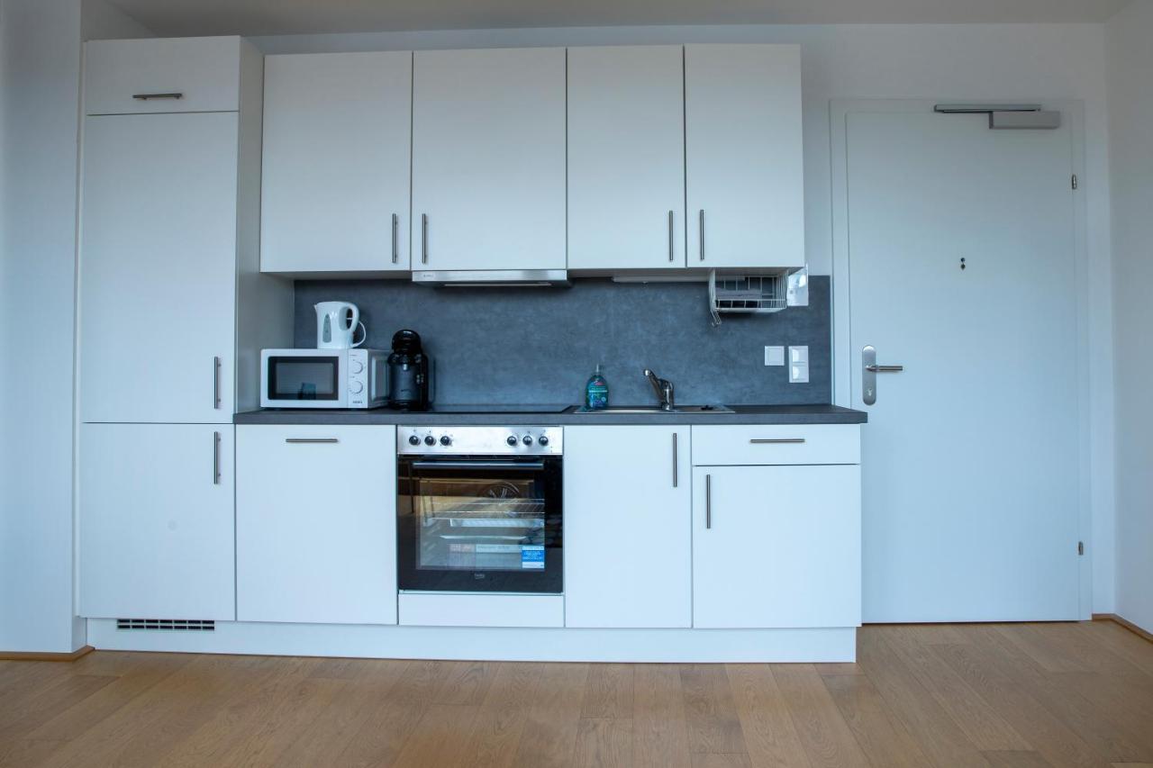 Maureen Lovely 2 Bedroom Unit With Community Pool Wien Exterior foto