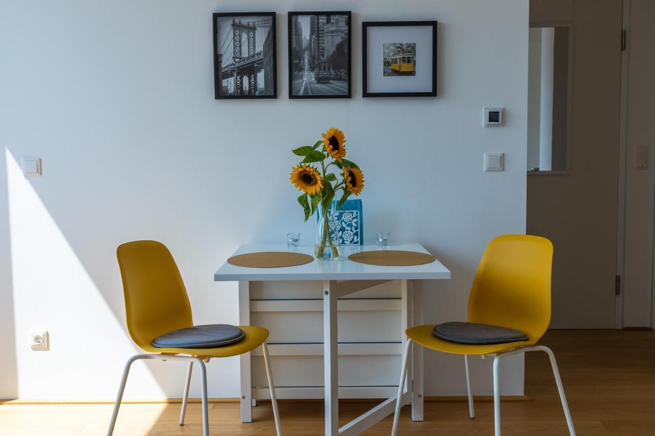 Maureen Lovely 2 Bedroom Unit With Community Pool Wien Exterior foto