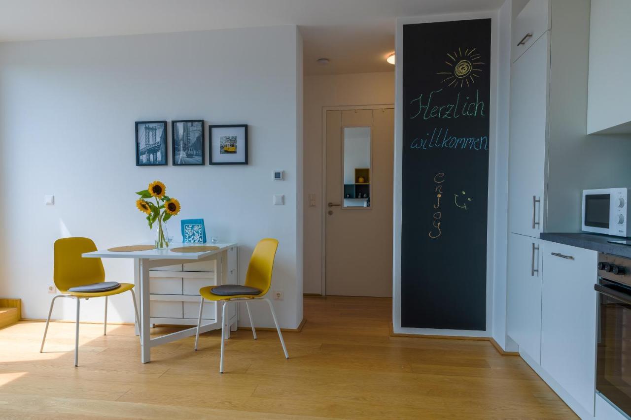 Maureen Lovely 2 Bedroom Unit With Community Pool Wien Exterior foto