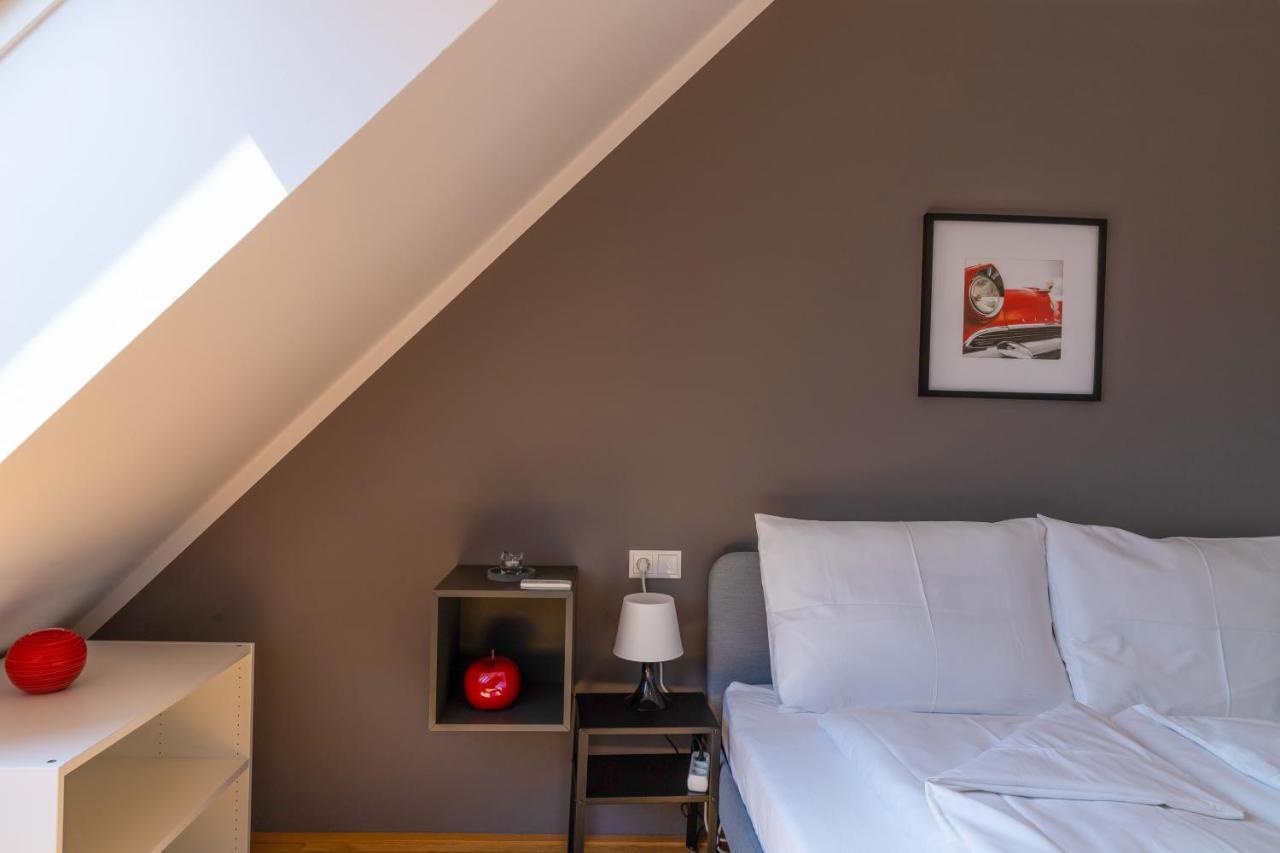 Maureen Lovely 2 Bedroom Unit With Community Pool Wien Exterior foto